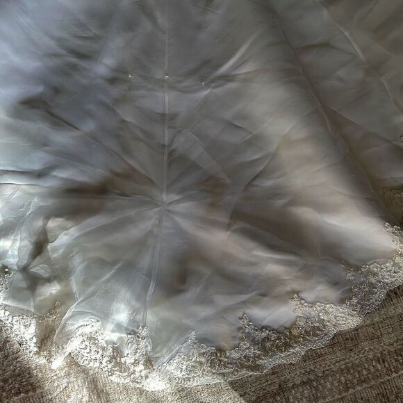 Michaelangelo Size 8 Strapless Wedding Dress chapel Train wedding dress Beaded t - Picture 10 of 10